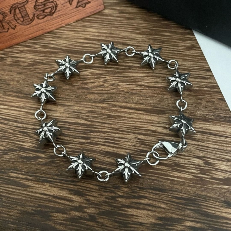 Ch**me He**ts bracelets